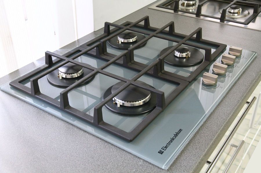 Плюсы и минусы закаленного стекла | Стеклокерамика или закаленное стекло: что лучше