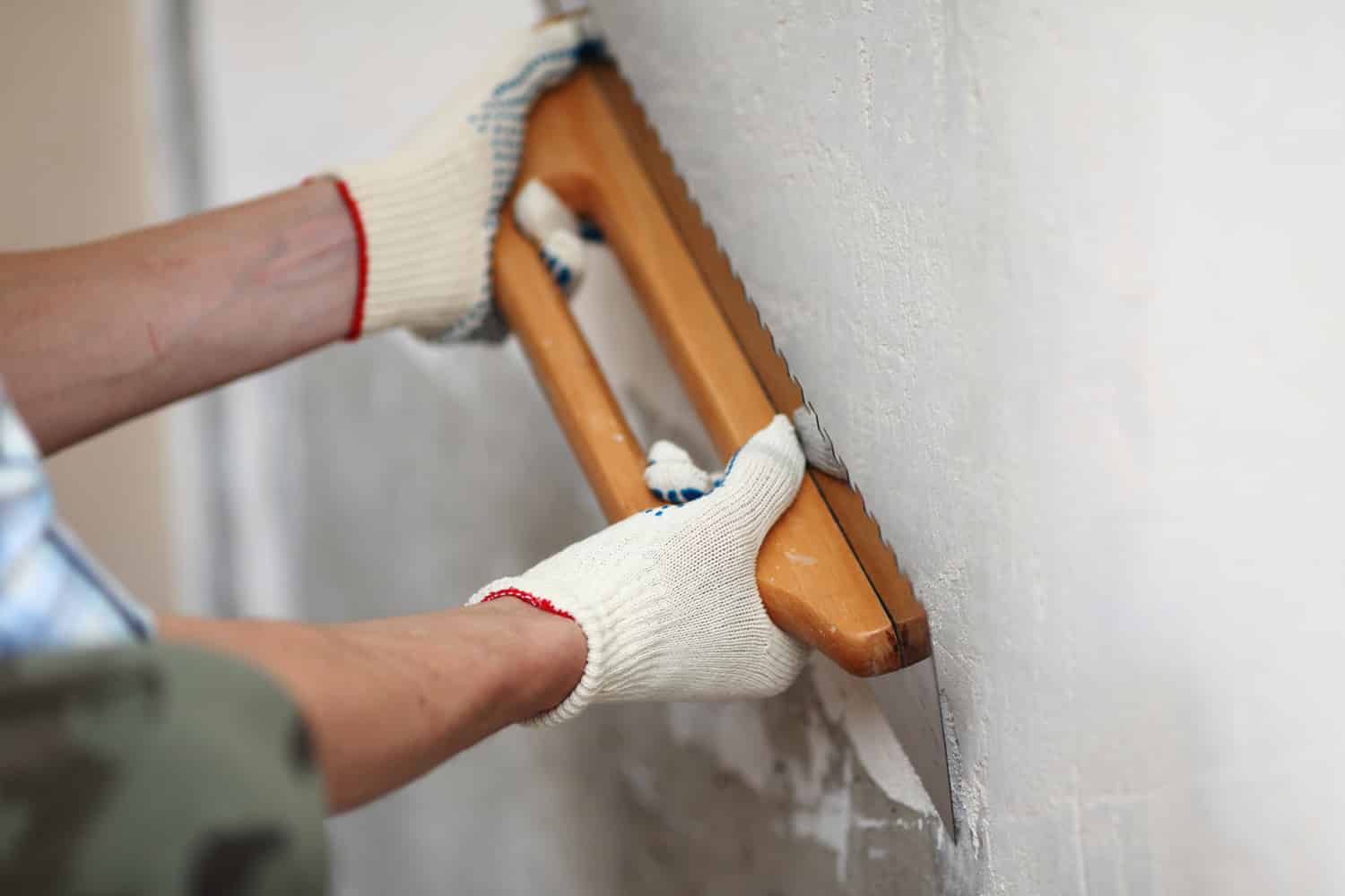 Подготовка перед покраской | Обои или покраска стен: что лучше, что дешевле