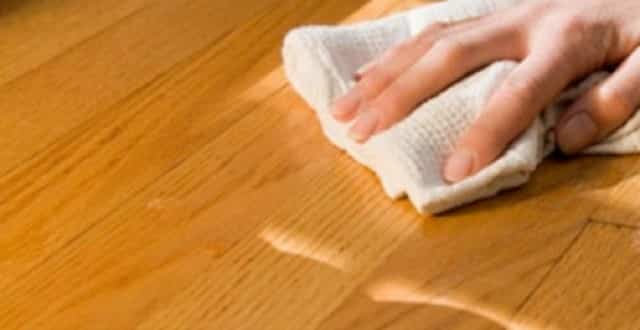 Как эффективно отмыть водоэмульсионную краску: советы по удалению пятен с одежды и пола, очистка линолеума после покраски