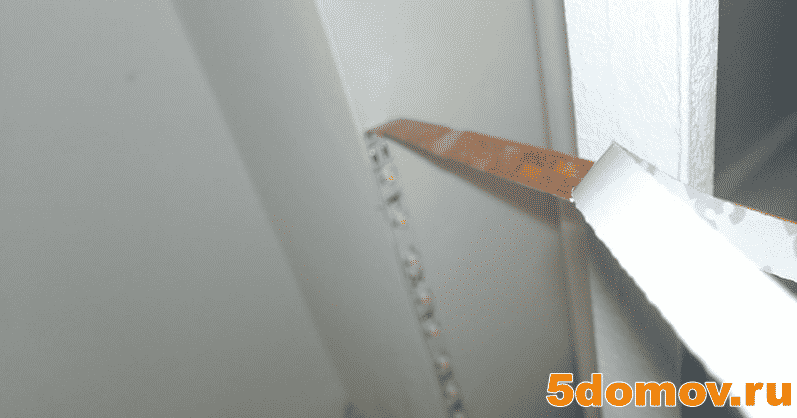 Особенности монтажа светодиодных лент под потолок | Светодиодная лента под натяжным потолком